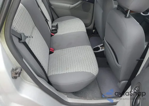 2007 Ford Focus S/Se/Ses from USA, damaged, VIN 1FAFP34N97W266367